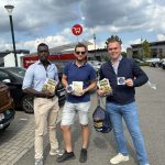 Vlaams Belang Jongeren trapt schooljaar af met nieuwe ringlichtactie aan Vlaamse schoolpoorten